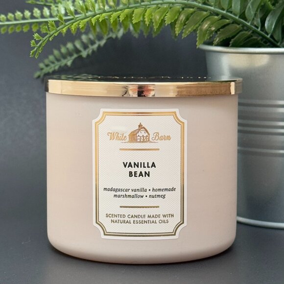 BBW Vanilla Bean White Barn Bath & Body Works 3 Wick Candle - Picture 1 of 10